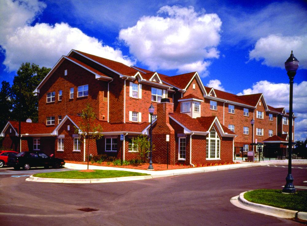 Towneplace Suites By Marriott Detroit Livonia Zewnętrze zdjęcie