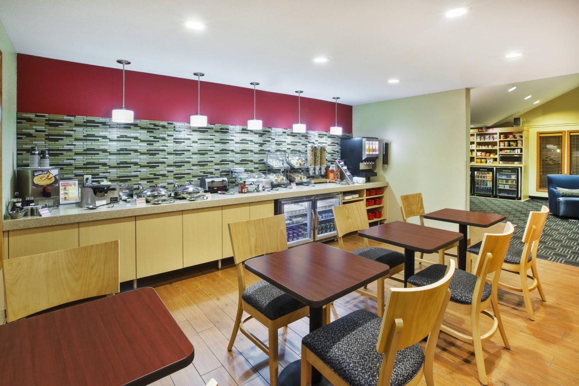 Towneplace Suites By Marriott Detroit Livonia Zewnętrze zdjęcie
