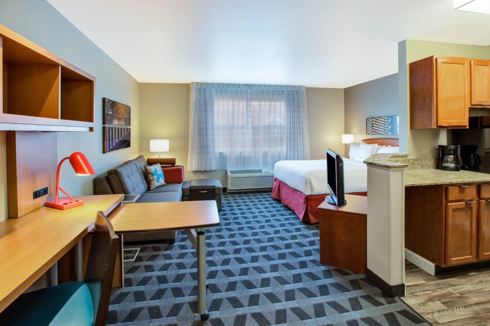 Towneplace Suites By Marriott Detroit Livonia Zewnętrze zdjęcie