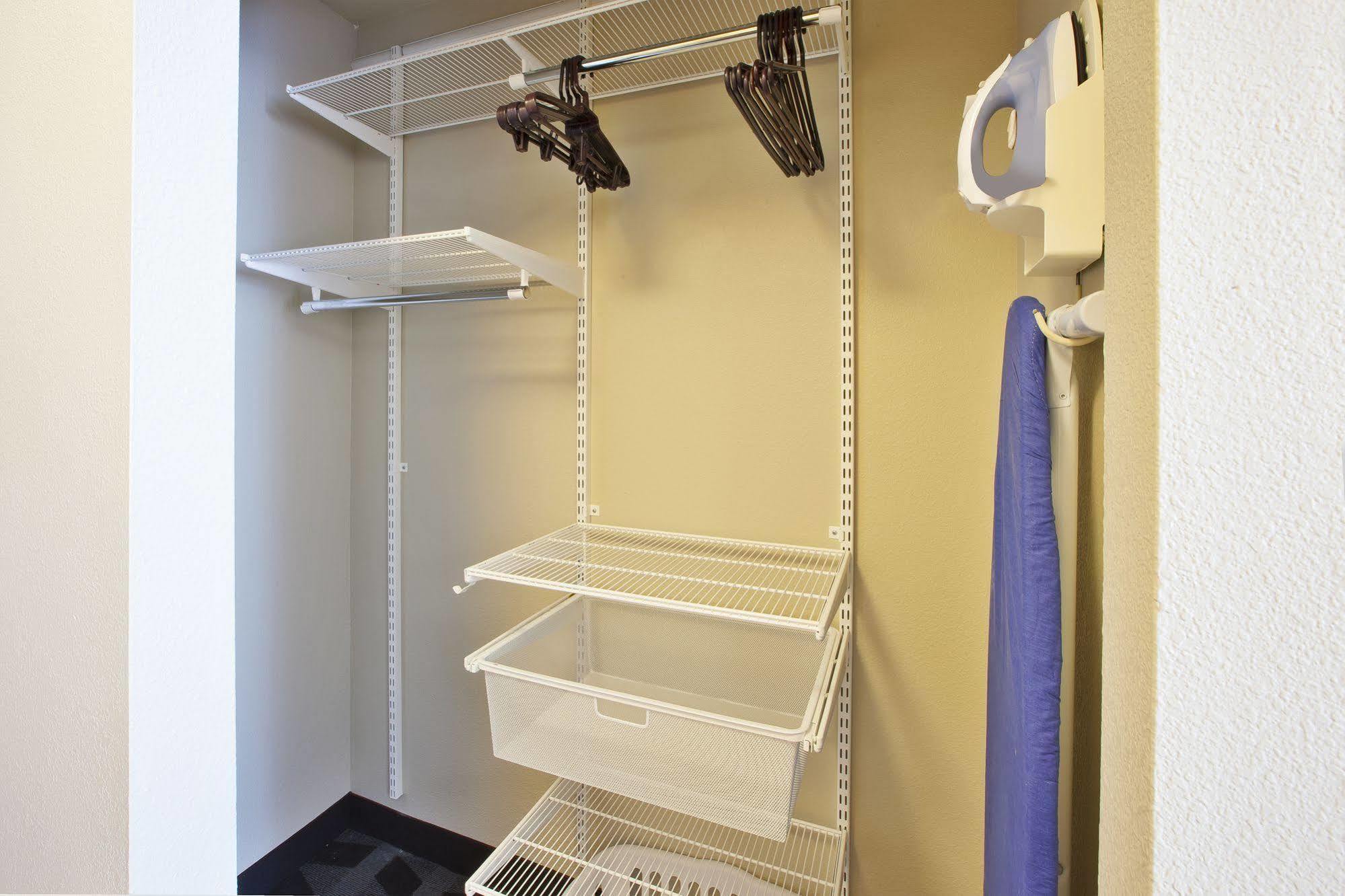 Towneplace Suites By Marriott Detroit Livonia Zewnętrze zdjęcie