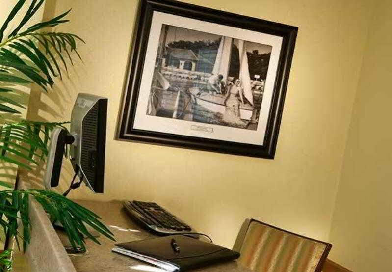 Towneplace Suites By Marriott Detroit Livonia Zewnętrze zdjęcie