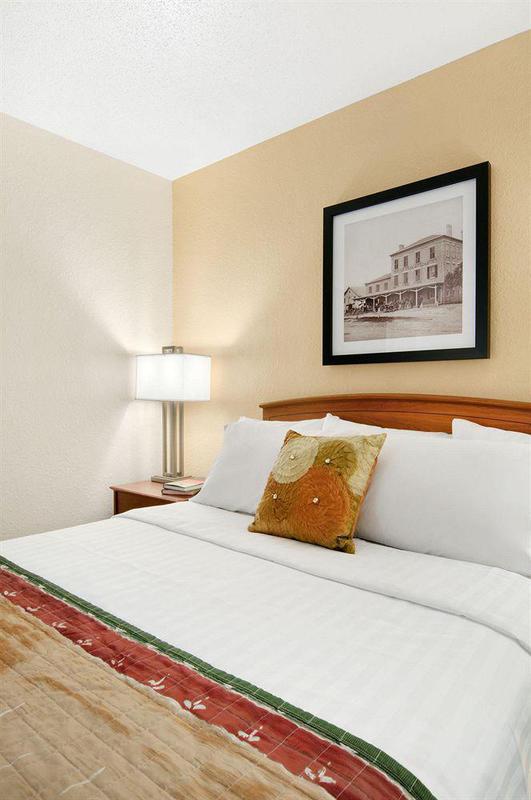 Towneplace Suites By Marriott Detroit Livonia Pokój zdjęcie